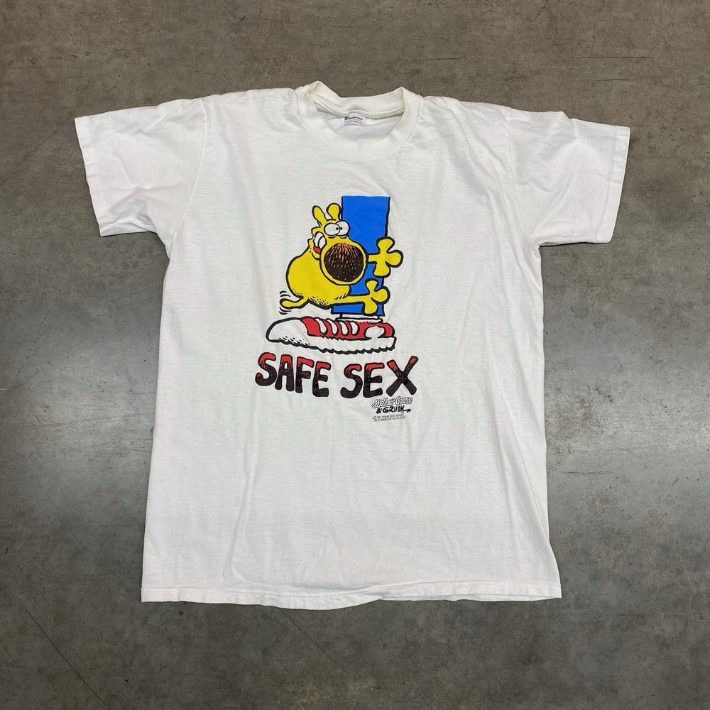 VTG Safe Sex Graphic T Shirt Mother Goose Grimm Single Stitch USA Mens Large‎